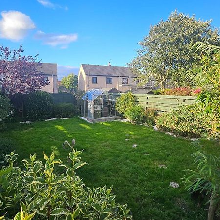 Lovely 3-Bedroom House Near Ari And City Centre Aberdeen Exterior photo