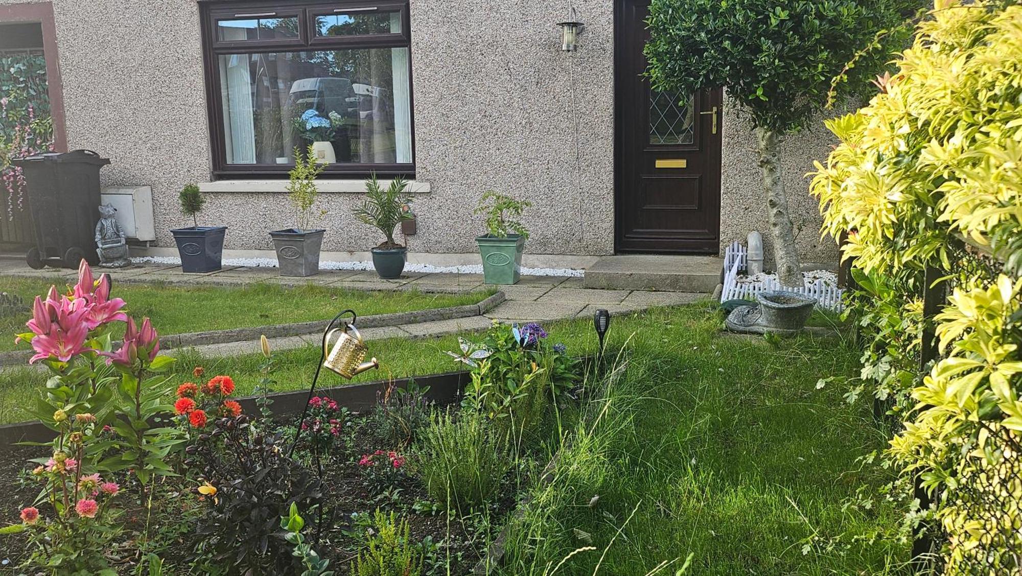 Lovely 3-Bedroom House Near Ari And City Centre Aberdeen Exterior photo